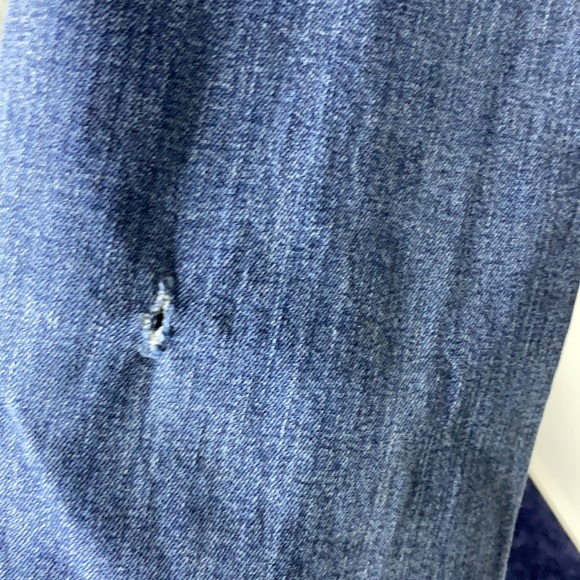 Used:has a few spots on back on jeans. Listed in photos - Picture 6 of 9